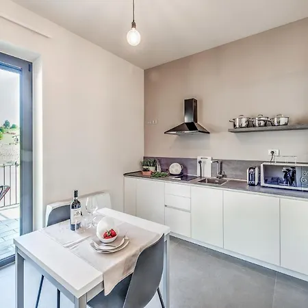 Casa Colbert, * Barolo