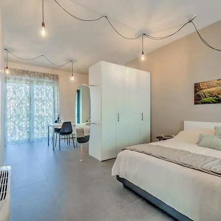 Casa Colbert, Appartamento Barolo