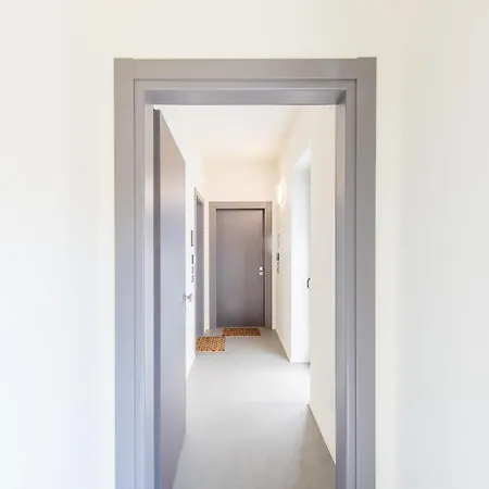 Casa Colbert, 公寓 *
