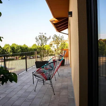 Casa Colbert, Apartamento