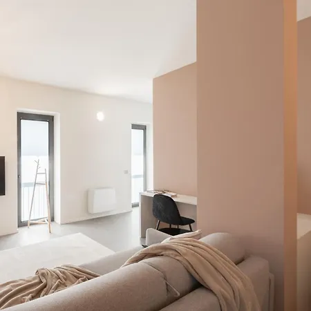 Lägenhet Casa Colbert, *